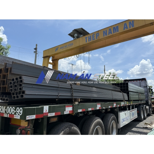 Thép Hình U300 (Sắt U300)